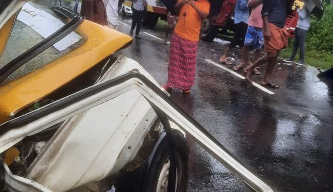 കെഎസ്ആര്‍ടിസി ബസ്സും പിക്കപ്പ് ജീപ്പും കൂട്ടിയിടിച്ചു;യാത്രക്കാര്‍ക്ക് പരിക്ക്