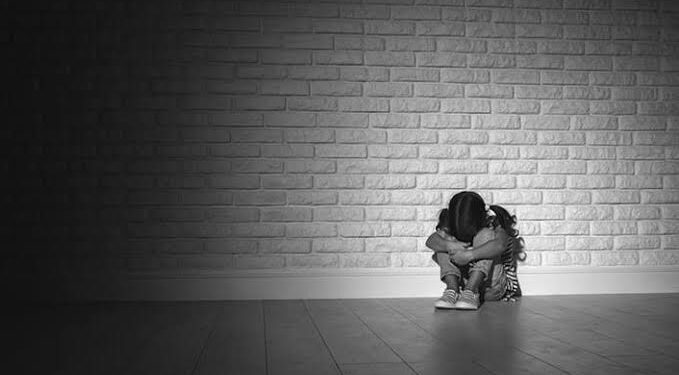 മൂന്നരവയസുകാരിയെ ലൈംഗികമായി പീഡിപ്പിച്ചു; പ്രതിക്ക് അറുപത് വർഷം കഠിന തടവും 1,50,000 രൂപ പിഴയും