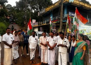 രാഹുൽ തിരിച്ച് വരവ് വാളാട്. യു.ഡി.എഫ് ആഹ്ലാദ പ്രകടനം നടത്തി