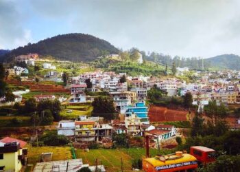 ഊട്ടിയിൽ ഇന്നലെ ചരിത്രത്തിലെ ഏറ്റവും ഉയർന്ന താപനില അവധിക്കാല വിനോദ സഞ്ചാരം താളംതെറ്റുന്നു