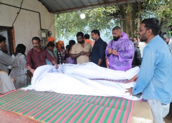 കണ്ണീർ ശ്മശാനം;എരിഞ്ഞടങ്ങുന്നു സ്വപ്നങ്ങൾ