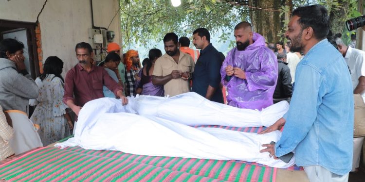 കണ്ണീർ ശ്മശാനം;എരിഞ്ഞടങ്ങുന്നു സ്വപ്നങ്ങൾ