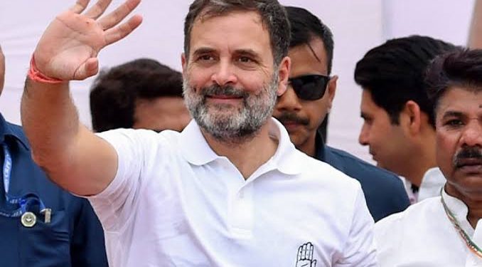 വയനാട് ദുരന്തബാധിതര്ക്കായി ഒരുമാസത്തെ ശമ്പളമായ 2.30 ലക്ഷം സംഭാവനചെയ്ത് രാഹുല്ഗാന്ധി