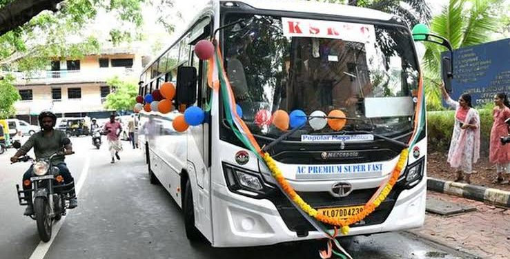 കെഎസ്‌ആർടിസിയുടെ എസി സൂപ്പർ ഫാസ്റ്റ്‌ പ്രീമിയം ബസ്‌ ഇന്ന് നിരത്തിൽ ഇറങ്ങും