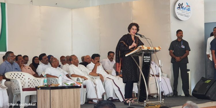 ബൂത്ത് തല നേതാക്കളോട് നന്ദി അറിയിച്ച് പ്രിയങ്ക ഗാന്ധി